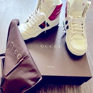 GUCCI Mens High Top Sneakers